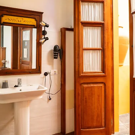 Necana إيكود ذي لوس فينوس