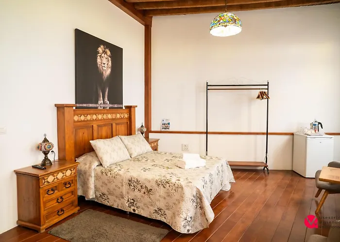 بيت ضيافة Necana